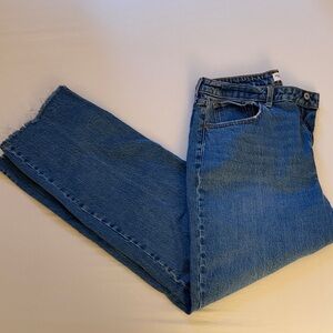 Abercrombie & Fitch Curve Love Medium Blue High-Rise Relaxed Jeans